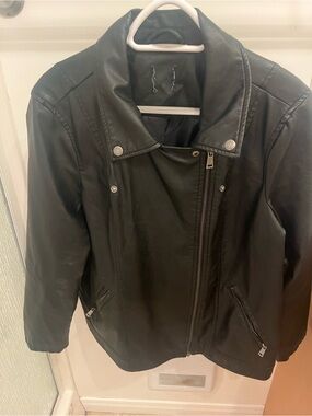 Classic Black Faux Leather Moto Jacket